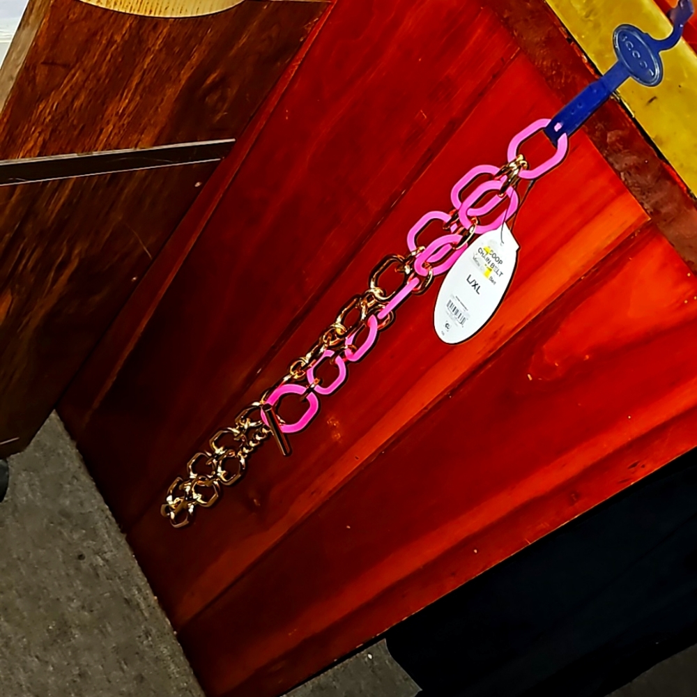 Scoop Gold & Pink Chain Belt